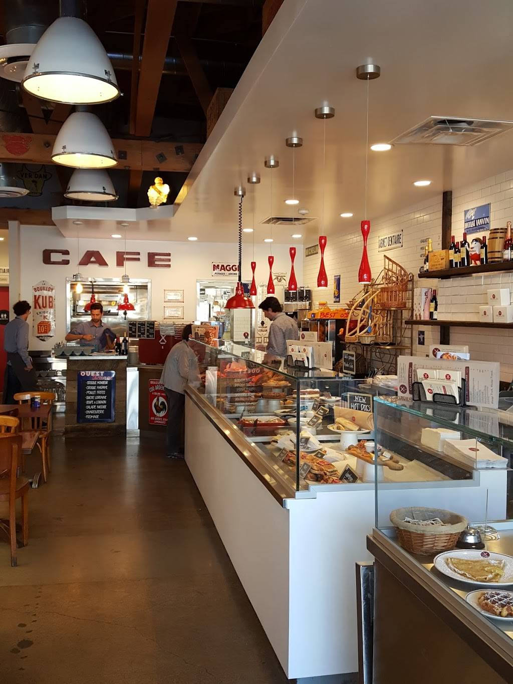 MOULIN | bakery | 248 Forest Ave, Laguna Beach, CA 92651, USA | 9497156990 OR +1 949-715-6990