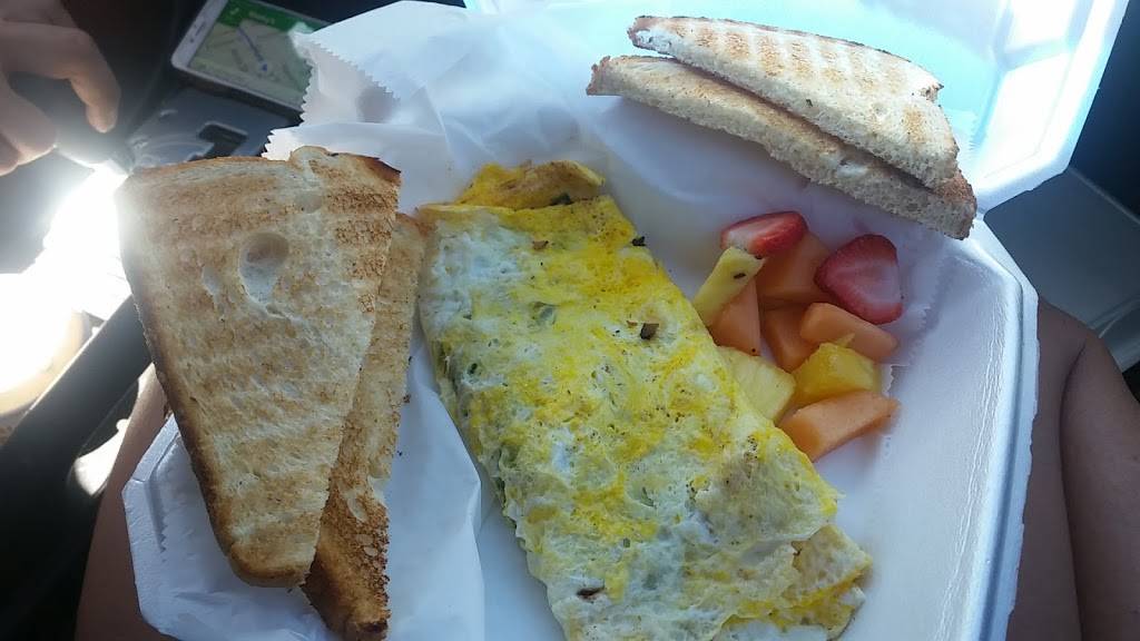 Upper Crust Cafe & Bakery | bakery | 213 W Venice Ave, Venice, FL 34285, USA | 9412440430 OR +1 941-244-0430