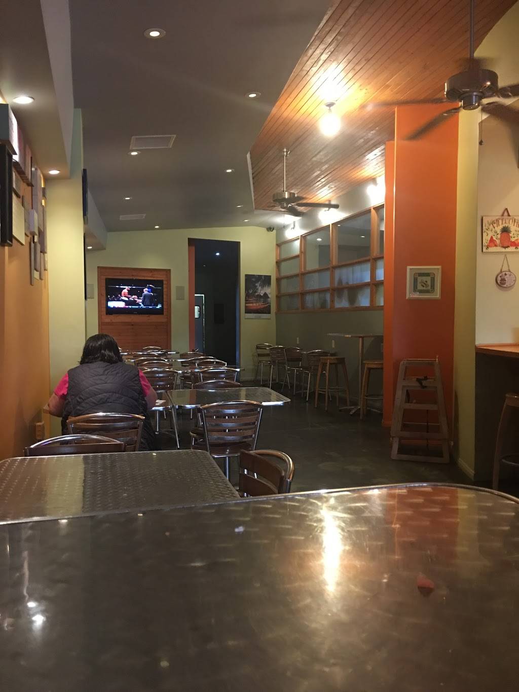 Cabo Beach Grill | restaurant | 5968 Telegraph Rd, Ventura, CA 93003, USA | 8056429500 OR +1 805-642-9500