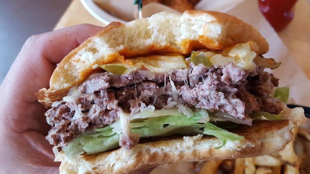 Meatheads | restaurant | 701 S Main St, Normal, IL 61761, USA | 3094513535 OR +1 309-451-3535