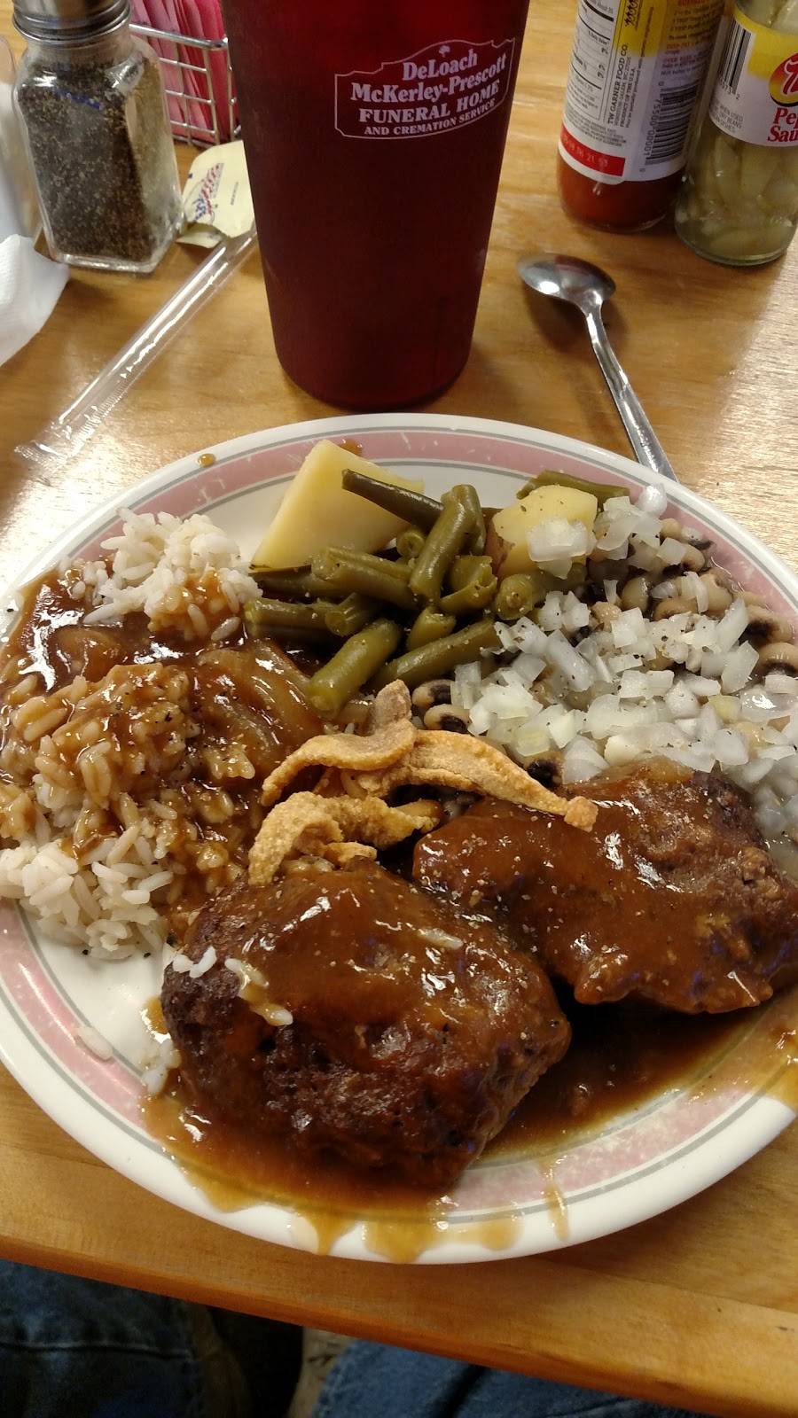 Lakeview Restaurant | restaurant | 100 Liberty St, Waynesboro, GA 30830, USA | 7065543303 OR +1 706-554-3303