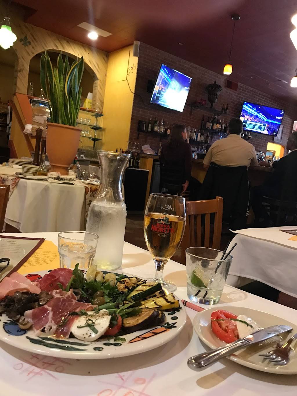 Taverna Pellegrini | restaurant | 65 Moraga Way, Orinda, CA 94563, USA | 9252584200 OR +1 925-258-4200