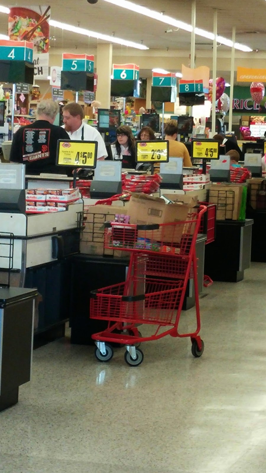 Lucky | meal delivery | 939 Lakeville Hwy, Petaluma, CA 94952, USA | 7077628783 OR +1 707-762-8783