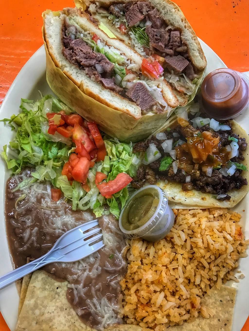 Carnitas Michoacan | restaurant | 7206 Lankershim Blvd, North Hollywood, CA 91605, USA | 8182555390 OR +1 818-255-5390