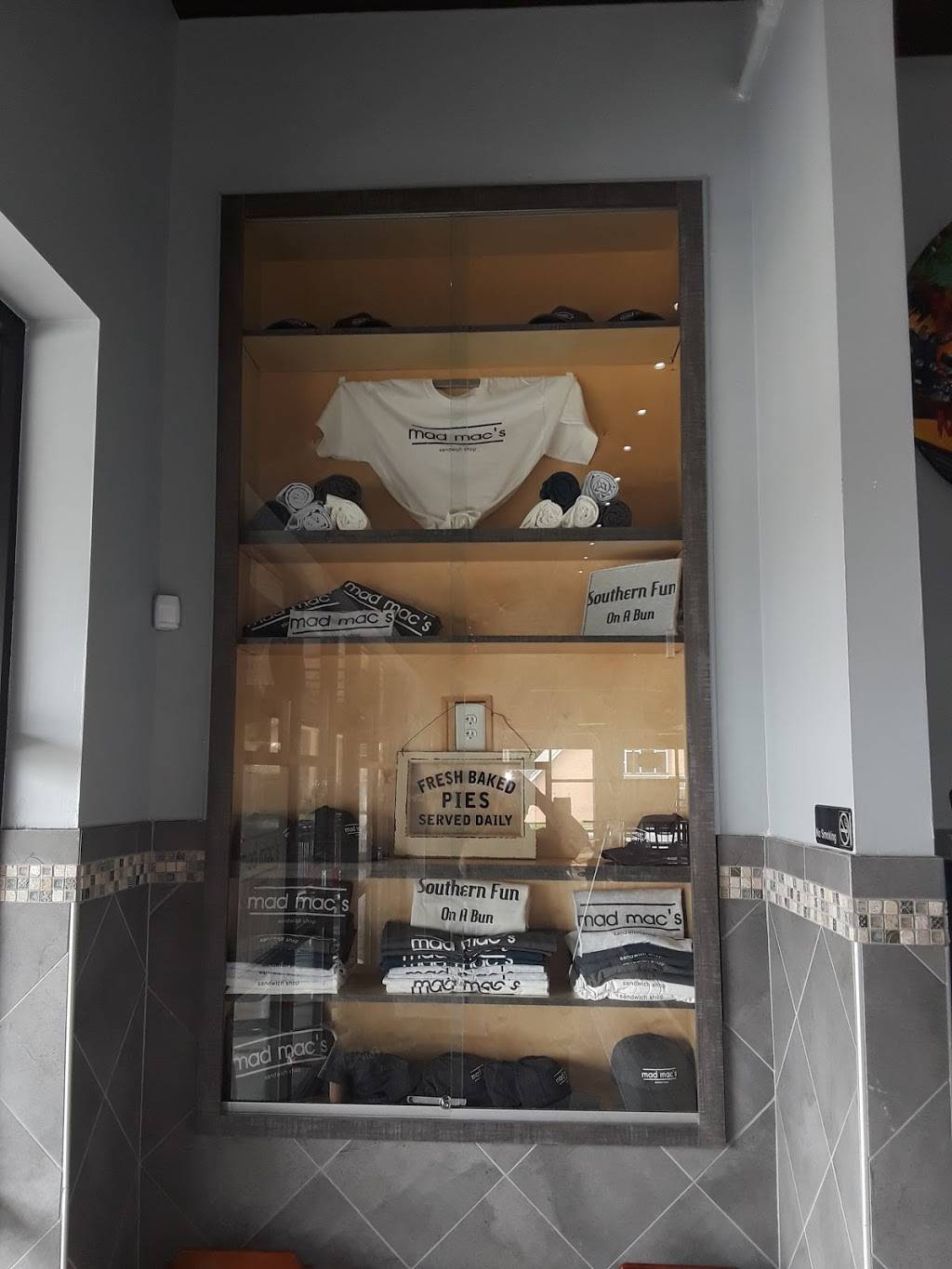 Mad Macs Gourmet Sandwich Shop | restaurant | 1105 Main St #101, Forest Park, GA 30297, USA | 4047481652 OR +1 404-748-1652