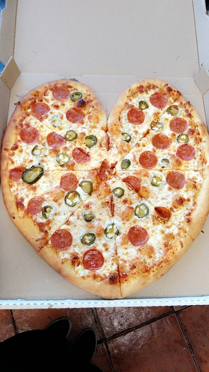 Maximos Pizza | restaurant | 4157 Long Beach Ave, Los Angeles, CA 90011, USA | 3233388049 OR +1 323-338-8049