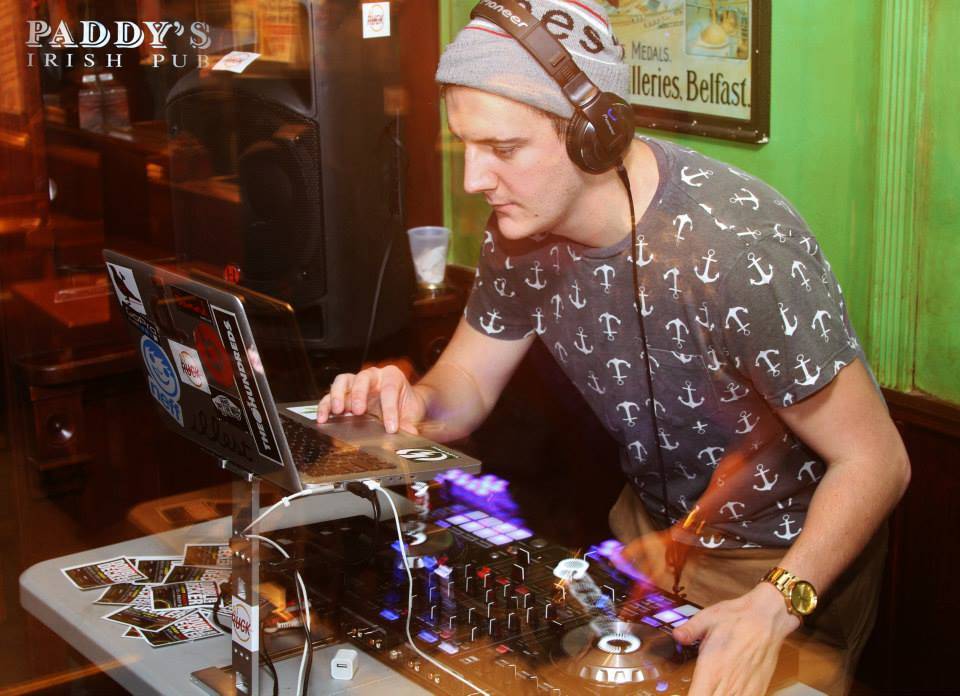 Paddys Irish Pub | restaurant | 124 Welch Ave, Ames, IA 50014, USA | 5152961400 OR +1 515-296-1400