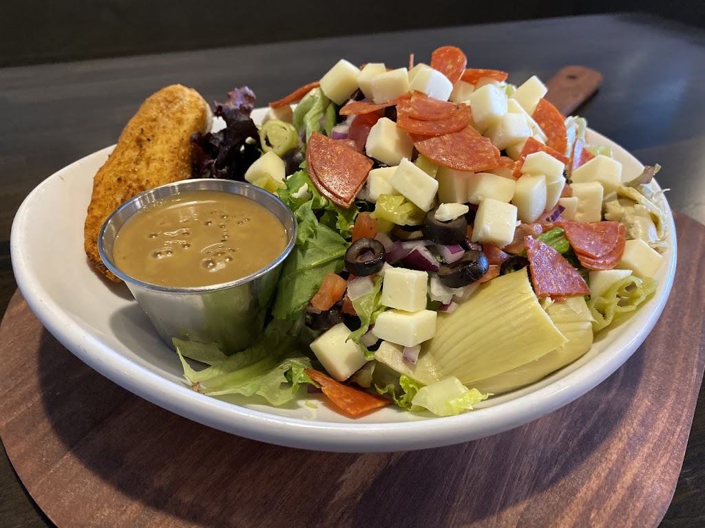 Sauced Pizzeria & Bar | restaurant | 114 S Washington St, Hinsdale, IL 60521, USA | 6306544600 OR +1 630-654-4600