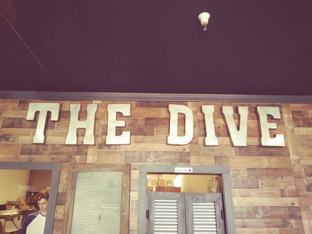 The Dive Burgers and Brews | restaurant | 5050 Rocklin Rd a11, Rocklin, CA 95677, USA | 9168241411 OR +1 916-824-1411