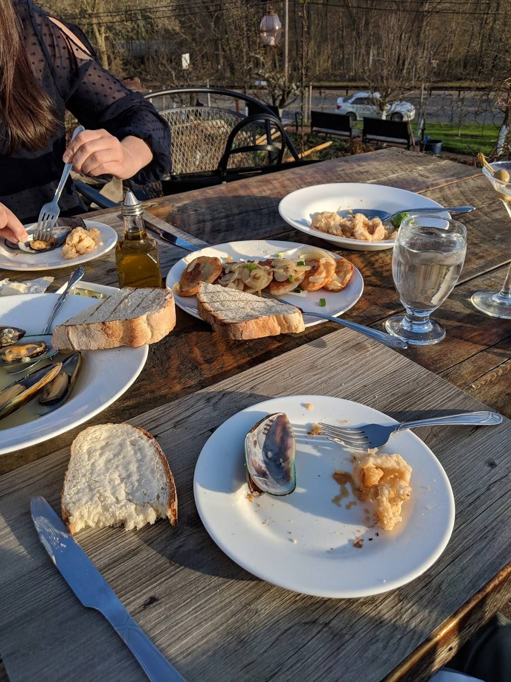 Bells Mansion | restaurant | 11 Main St, Stanhope, NJ 07874, USA | 9734269977 OR +1 973-426-9977