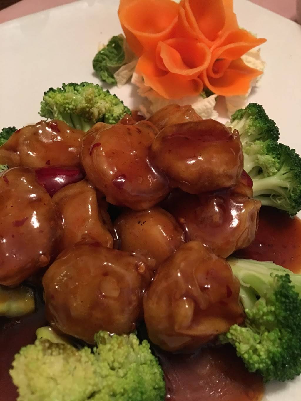 Wing Hing Chinese Restaurant | restaurant | 3568 Edgmont Ave, Brookhaven, PA 19015, USA | 6108743822 OR +1 610-874-3822