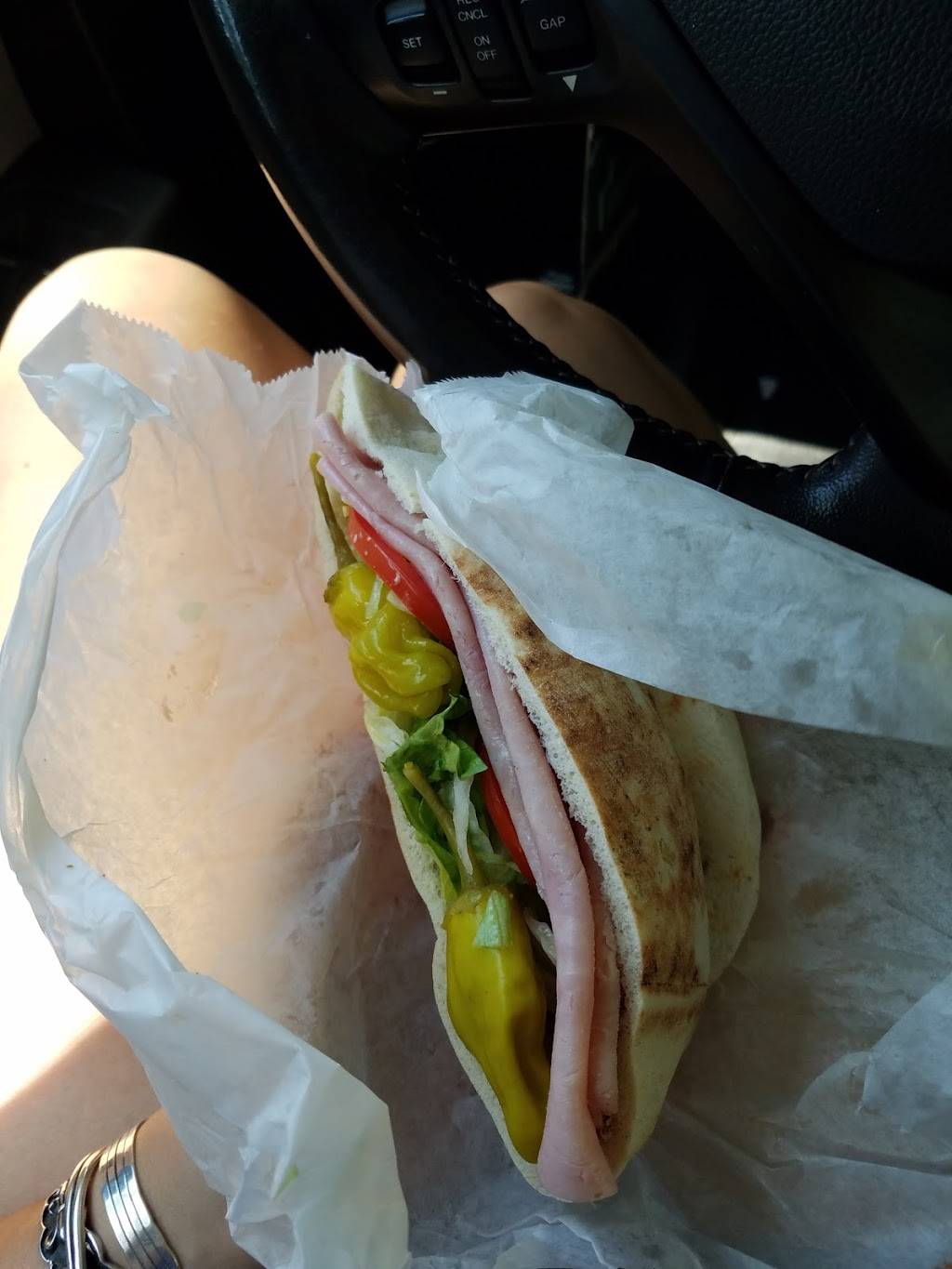 All American Hot Dog & Sandwiches | restaurant | 10365 Beach Blvd, Jacksonville, FL 32246, USA | 9046415794 OR +1 904-641-5794