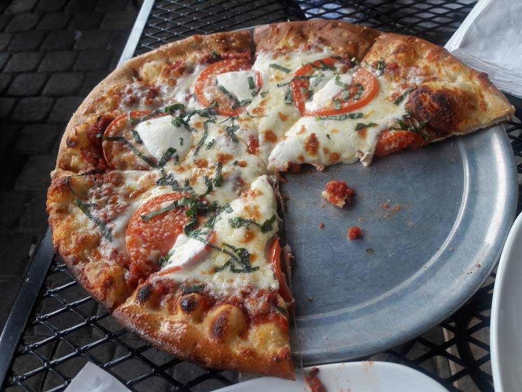 McPs Taphouse Grill | restaurant | 4125 Lake Tahoe Blvd A, South Lake Tahoe, CA 96150, USA | 5305424435 OR +1 530-542-4435