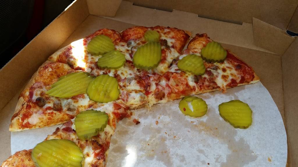 Kum & Go | meal takeaway | 3033 8th Ave, Evans, CO 80620, USA | 9703529268 OR +1 970-352-9268