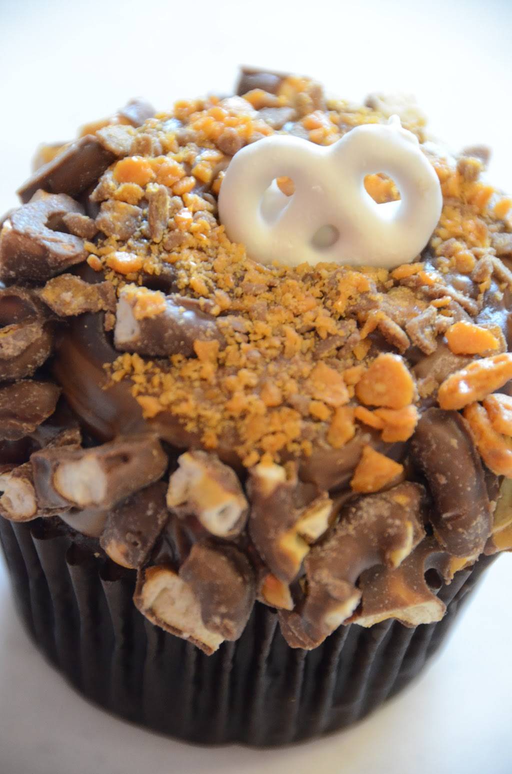 Designer Desserts | restaurant | 1000 Eagle Ridge Dr, Schererville, IN 46375, USA | 2192278953 OR +1 219-227-8953