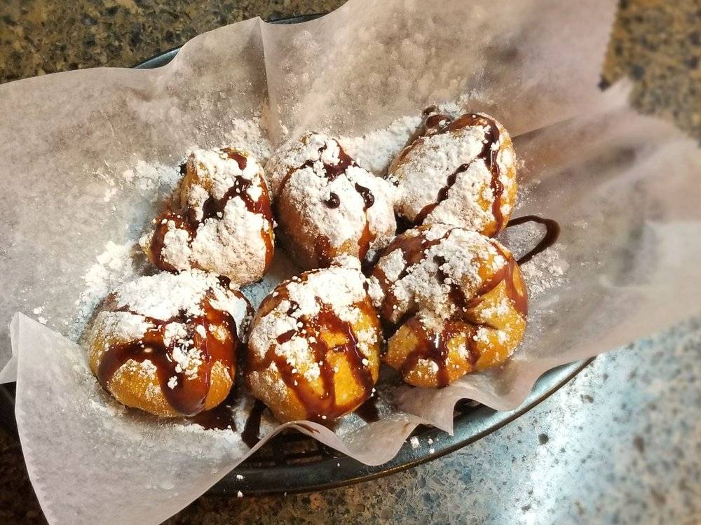 Jonnys Pizza | restaurant | 100 Genesee St, Utica, NY 13502, USA | 3155074577 OR +1 315-507-4577