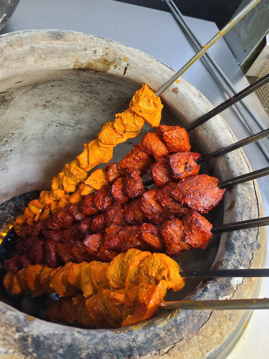 TAJ GRILL INDIAN CUISINE | restaurant | 701 Lincoln Ave, Napa, CA 94558, USA | 7079273634 OR +1 707-927-3634