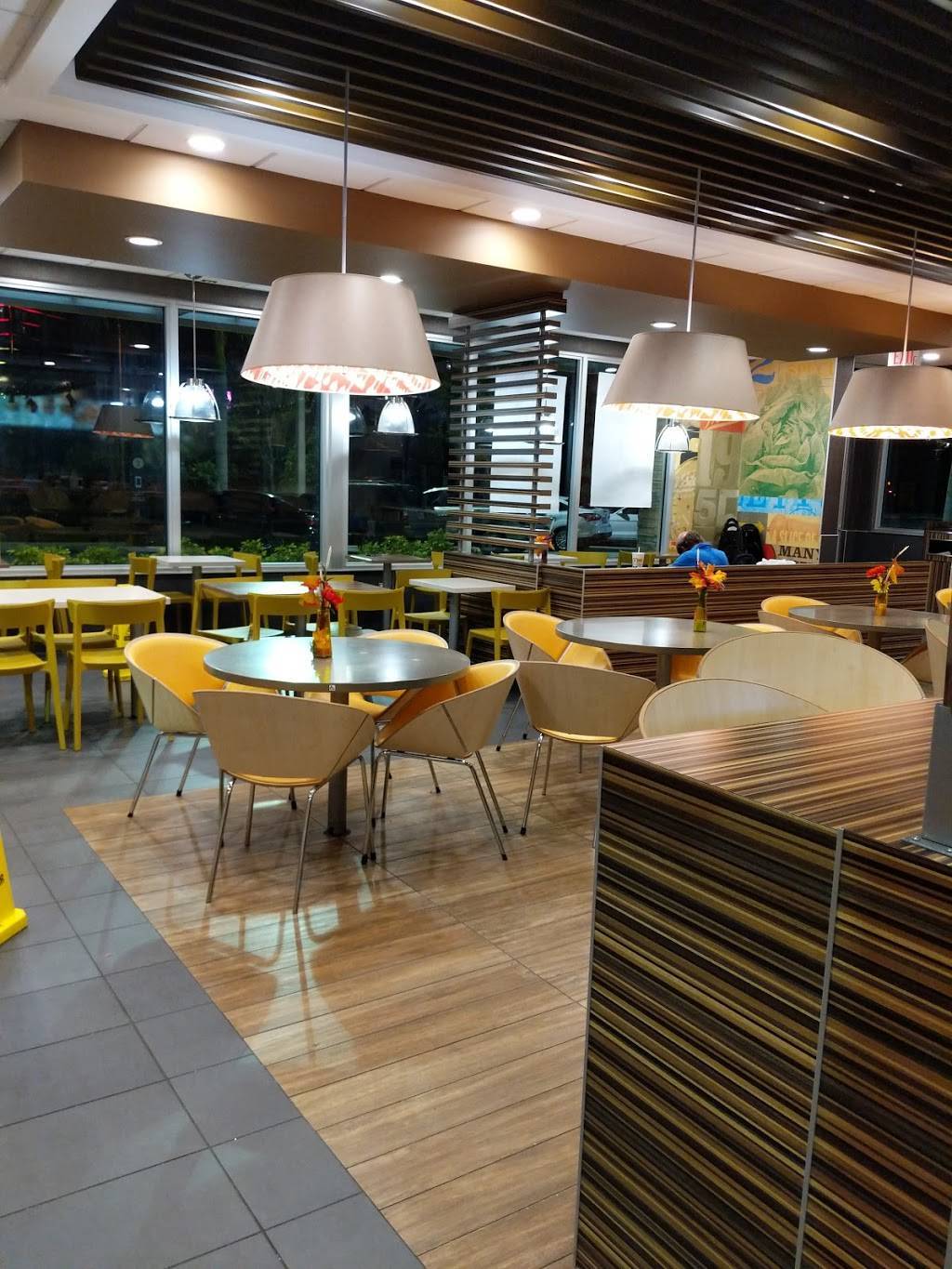 McDonalds | cafe | 5530 S State Rd 7, Hollywood, FL 33314, USA | 9547913852 OR +1 954-791-3852