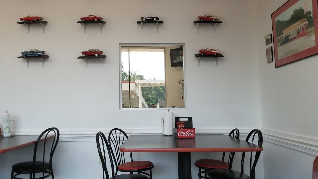 Griffiths Drive-In | restaurant | 1015 Memorial Dr, Griffin, GA 30223, USA | 7702271111 OR +1 770-227-1111