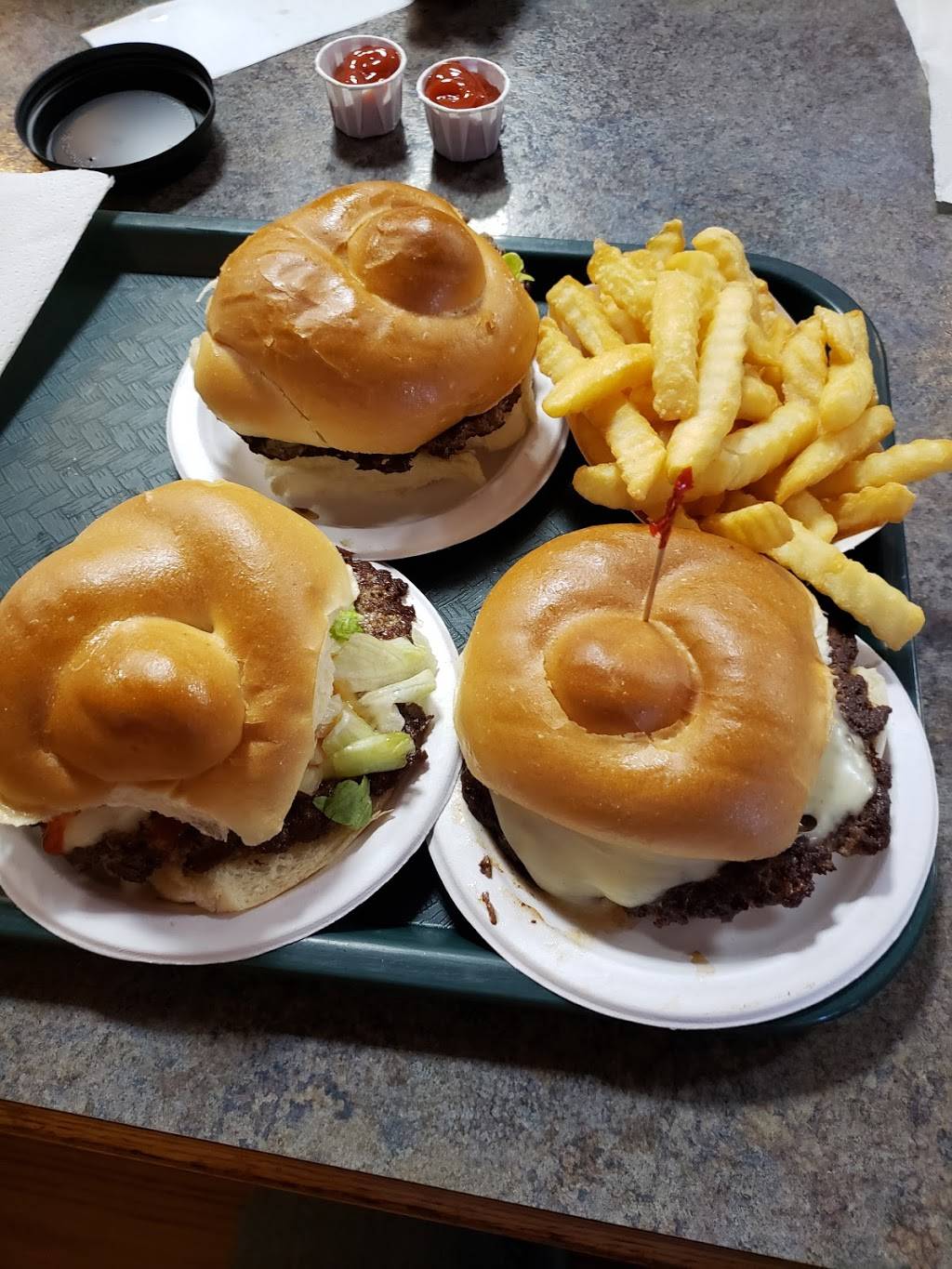 Bill Grays Ontario | restaurant | 364 NY-104, Ontario, NY 14519, USA | 5852650055 OR +1 585-265-0055