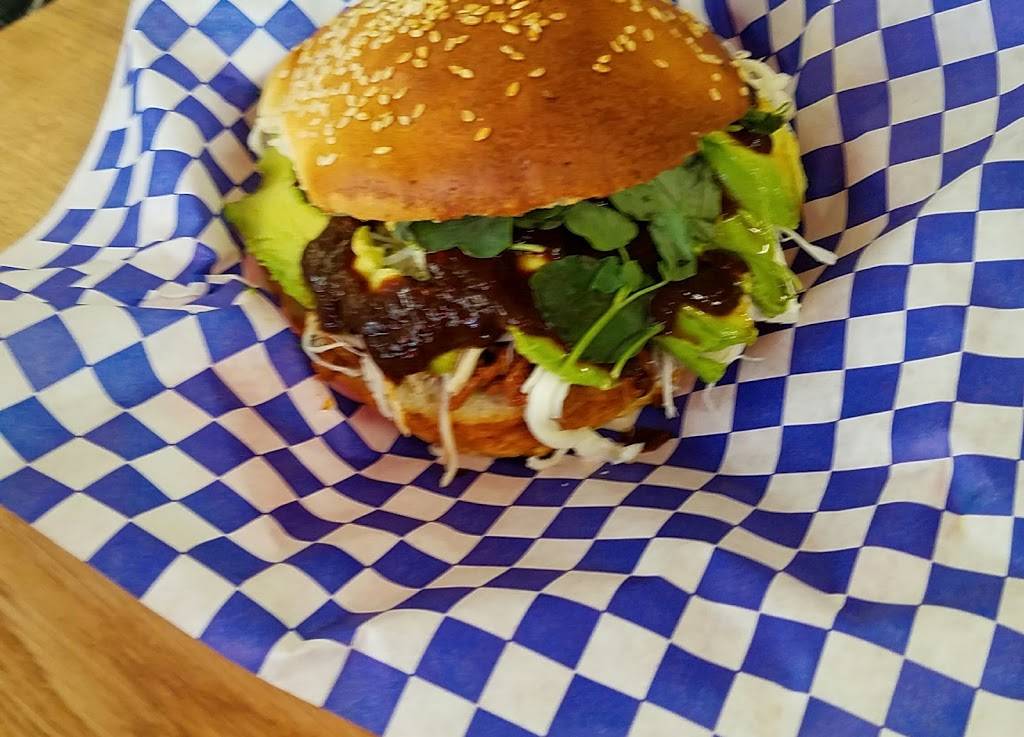 Cemitas Don Adrian | restaurant | 14902 Victory Blvd, Van Nuys, CA 91411, USA | 8187860328 OR +1 818-786-0328