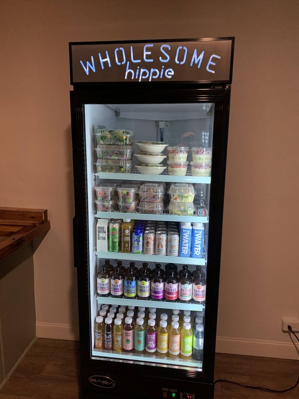 The Wholesome Hippie | restaurant | 4075 Erie St, Willoughby, OH 44094, USA | 4405108900 OR +1 440-510-8900