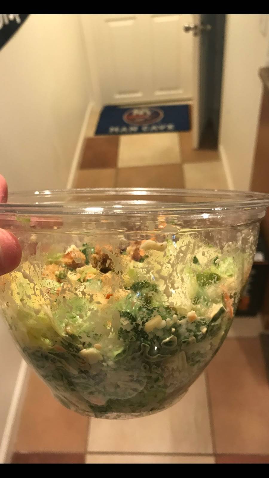 27 Dressings, Hewlett | restaurant | 1270 W Broadway, Hewlett, NY 11557, USA | 5167913031 OR +1 516-791-3031