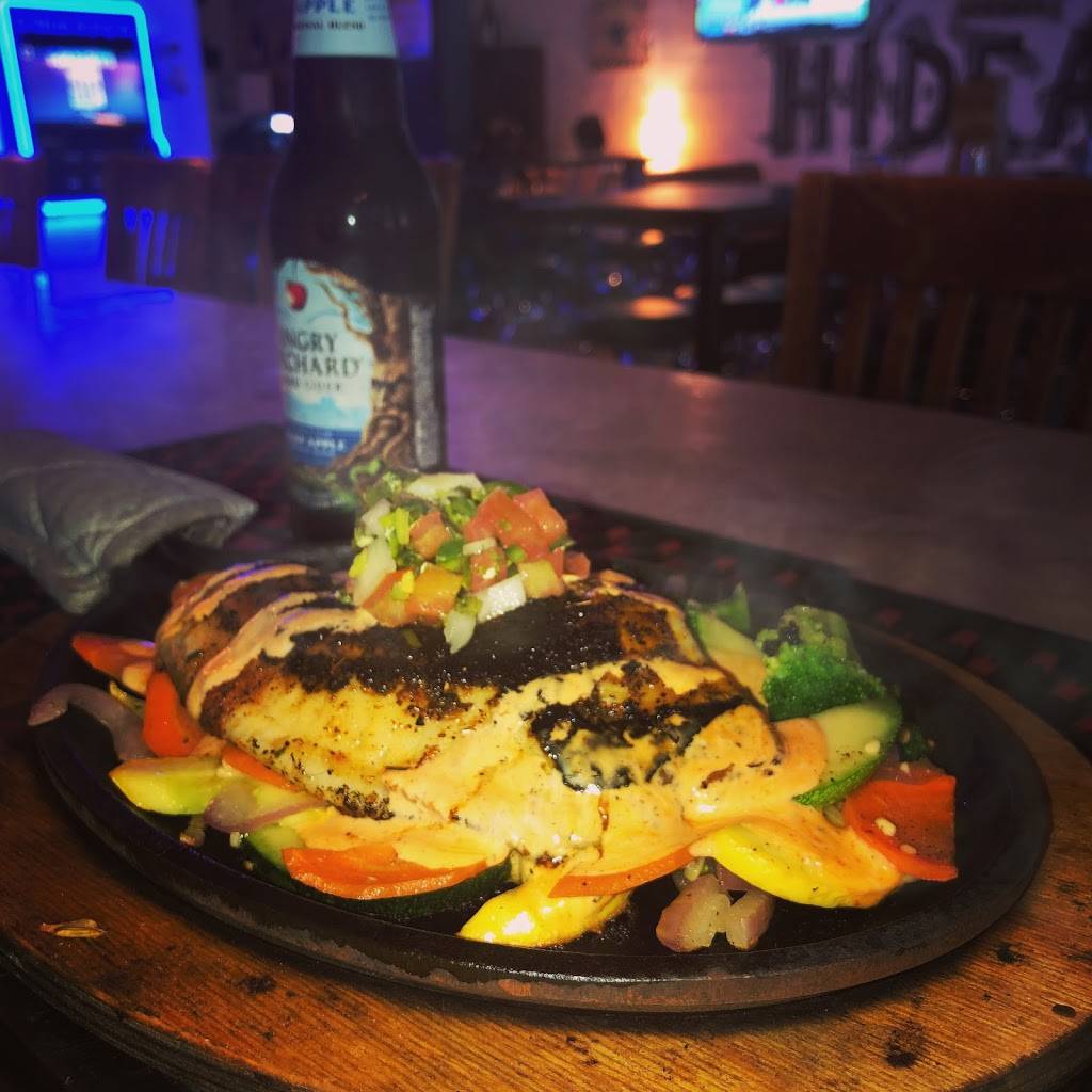 Hideaway on Henderson | restaurant | 2405 N Henderson Ave, Dallas, TX 75206, USA | 9726853440 OR +1 972-685-3440