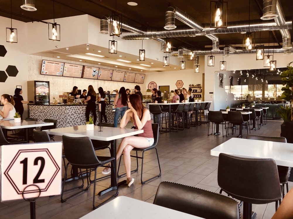 Daily Drip Coffee & Desserts | cafe | 6027 W Bell Rd ste b, Glendale, AZ 85308, USA | 6026016378 OR +1 602-601-6378