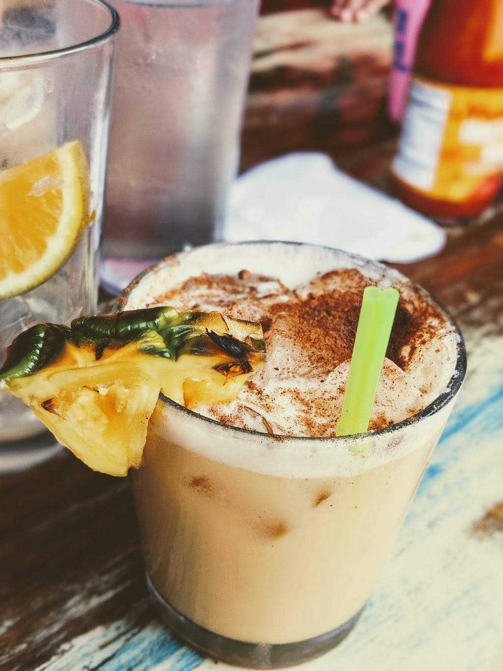 Clare & Dons Beach Shack | restaurant | 130 N Washington St, Falls Church, VA 22046, USA | 7035329283 OR +1 703-532-9283