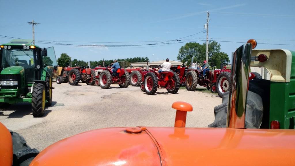 Roadhouse | restaurant | 310 Roadhouse St, Potosi, WI 53820, USA | 6087632208 OR +1 608-763-2208