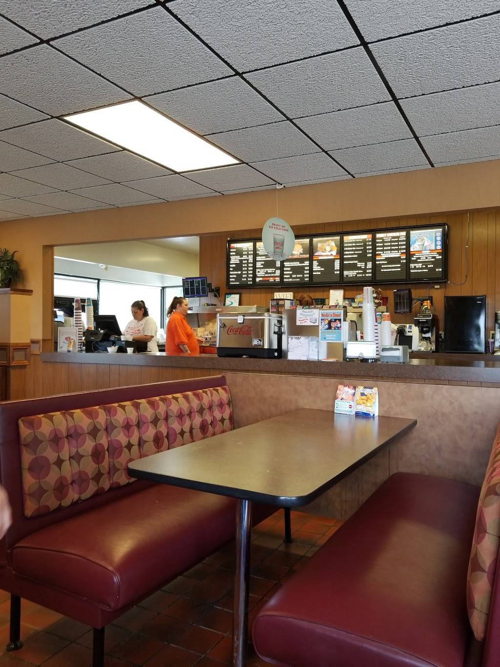 Penguin Point | restaurant | 7303 Winchester Rd, Fort Wayne, IN 46819, USA | 2607472586 OR +1 260-747-2586