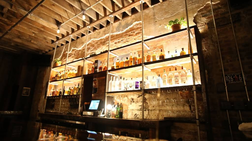 Geraldines Supper Club & Lounge | restaurant | 1101 English Ave, Indianapolis, IN 46203, USA | 3176003336 OR +1 317-600-3336