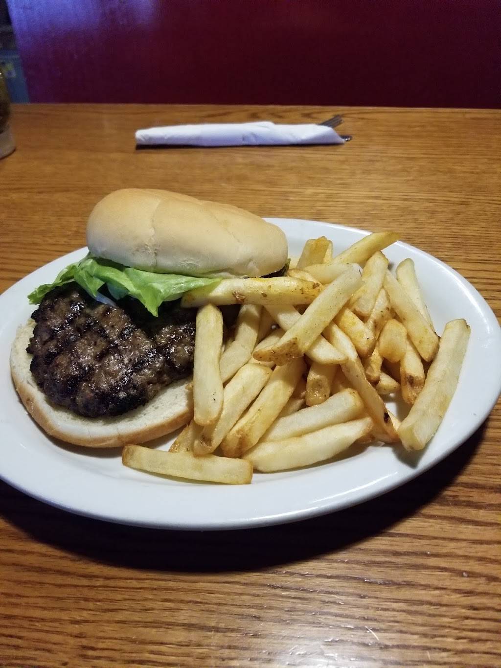 Mustangs Big Ol Grill | restaurant | 301 Fruitland Rd, Stoney Creek, ON L8E 5M1, Canada | 9056437679 OR +1 905-643-7679