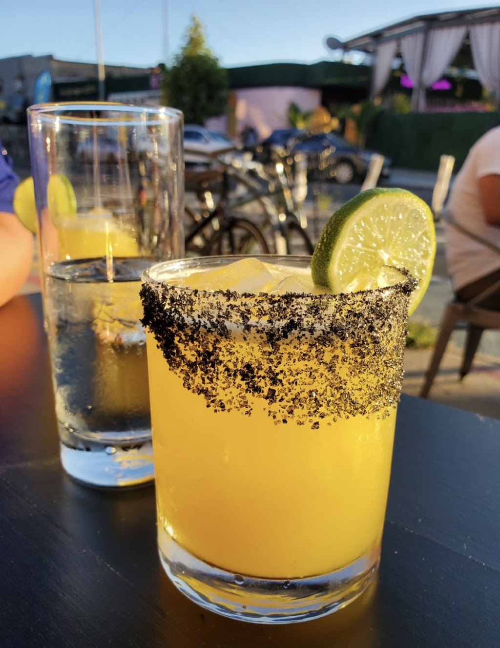 Palomas Bk | restaurant | 1 Knickerbocker Ave, Brooklyn, NY 11237, USA | 7185763022 OR +1 718-576-3022