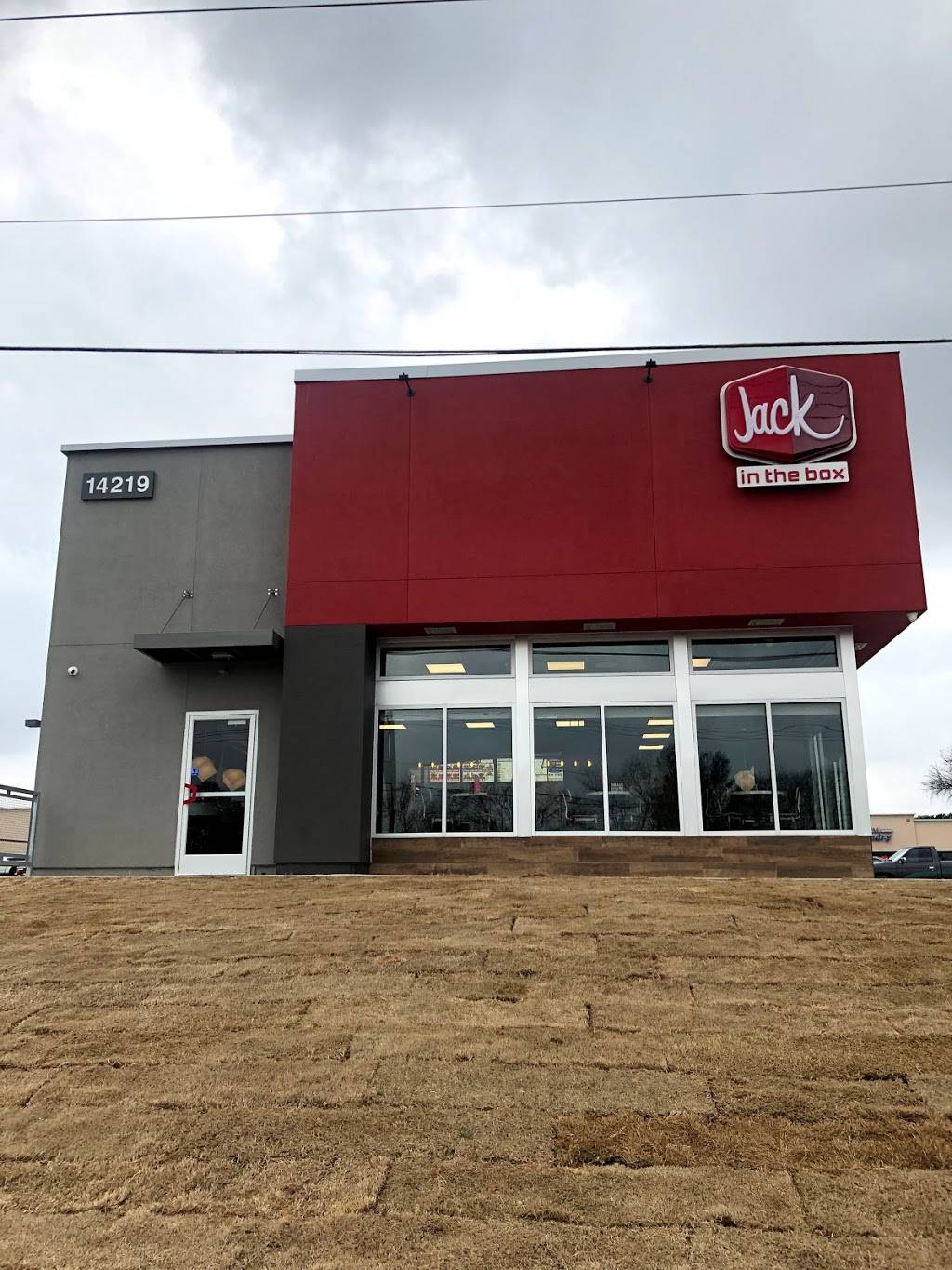 Jack in the Box | restaurant | 14219 S Coit Rd, Dallas, TX 75254, USA | 4696775343 OR +1 469-677-5343