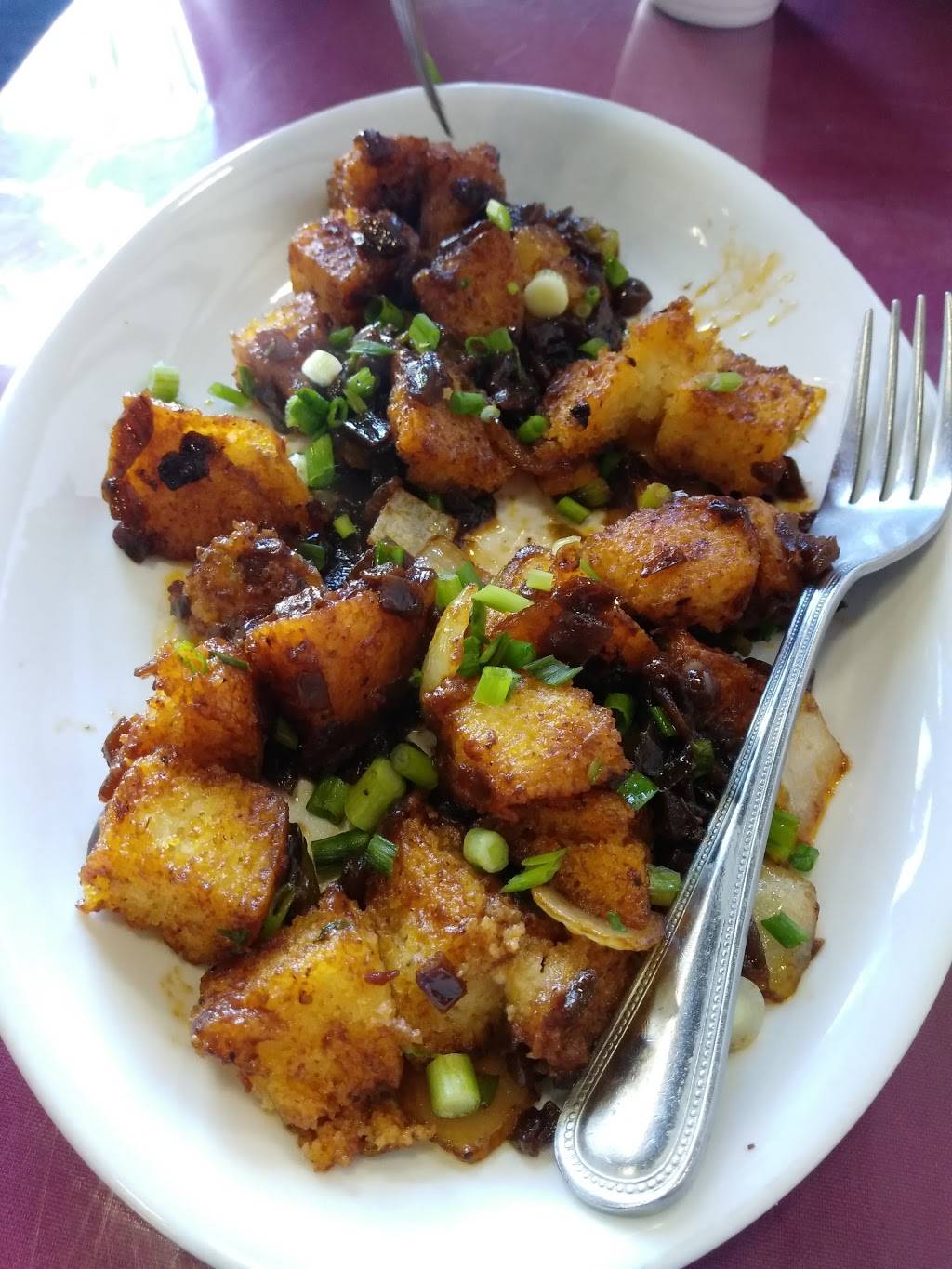 New Diamond Grill | restaurant | 2245 W Devon Ave, Chicago, IL 60659, USA | 7738560005 OR +1 773-856-0005