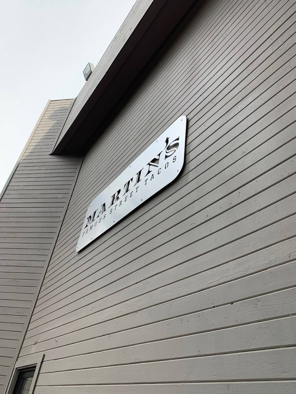 Martins Famous Street Tacos | restaurant | 11344 Coloma Rd #205, Gold River, CA 95670, USA | 9168416448 OR +1 916-841-6448