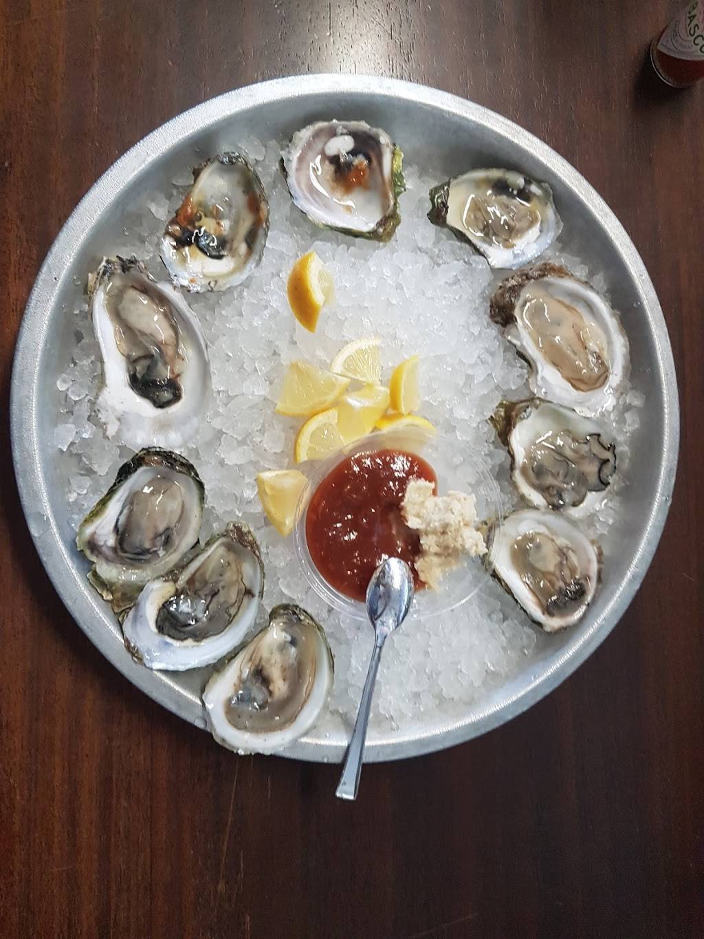 The Mermaid | restaurant | 250 Kerr St, Oakville, ON L6K 3B2, Canada | 9058490870 OR +1 905-849-0870