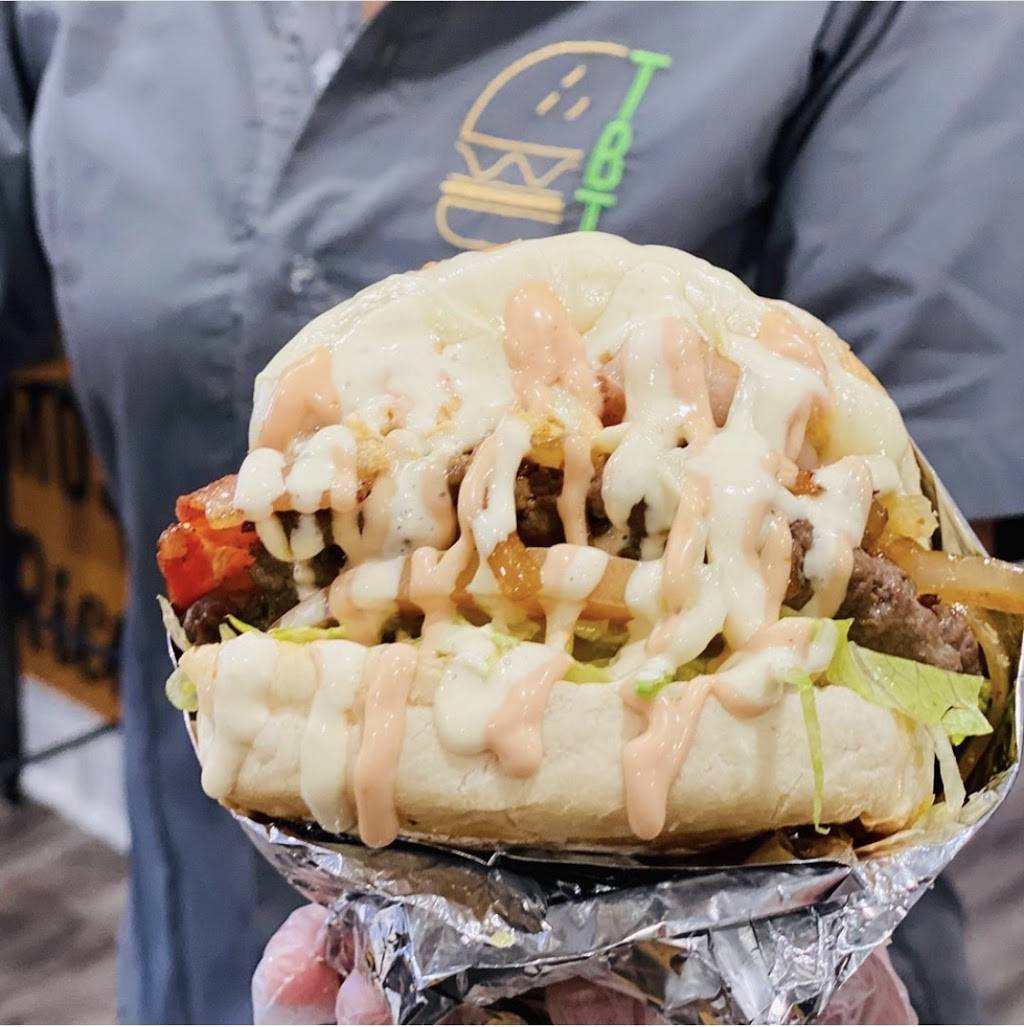 The Burger Temple | restaurant | 492 21st Ave, Paterson, NJ 07513, USA | 8622573637 OR +1 862-257-3637