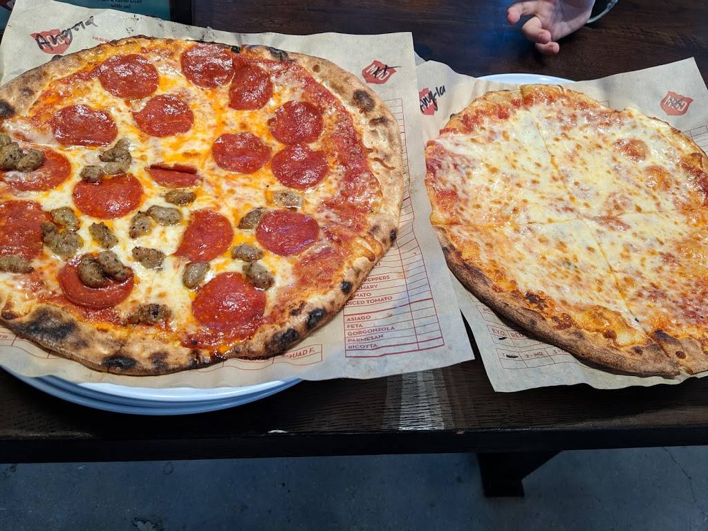 MOD Pizza | restaurant | SMOKETOWN PLAZA, 13800 Smoketown Rd, Woodbridge, VA 22192, USA | 5712600066 OR +1 571-260-0066