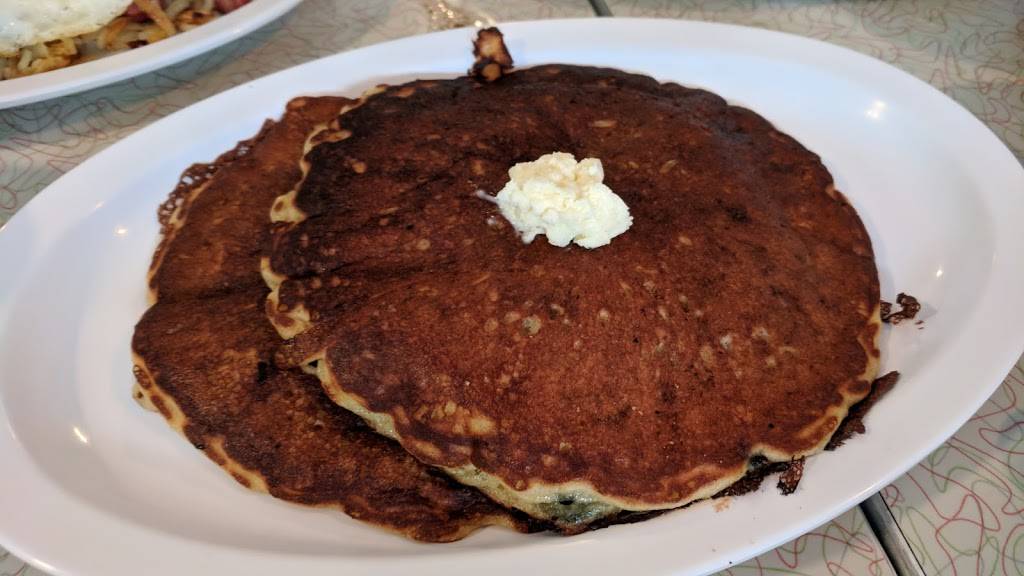 Tinys Diner | restaurant | 10193 WI-77, Hayward, WI 54843, USA | 7154623584 OR +1 715-462-3584