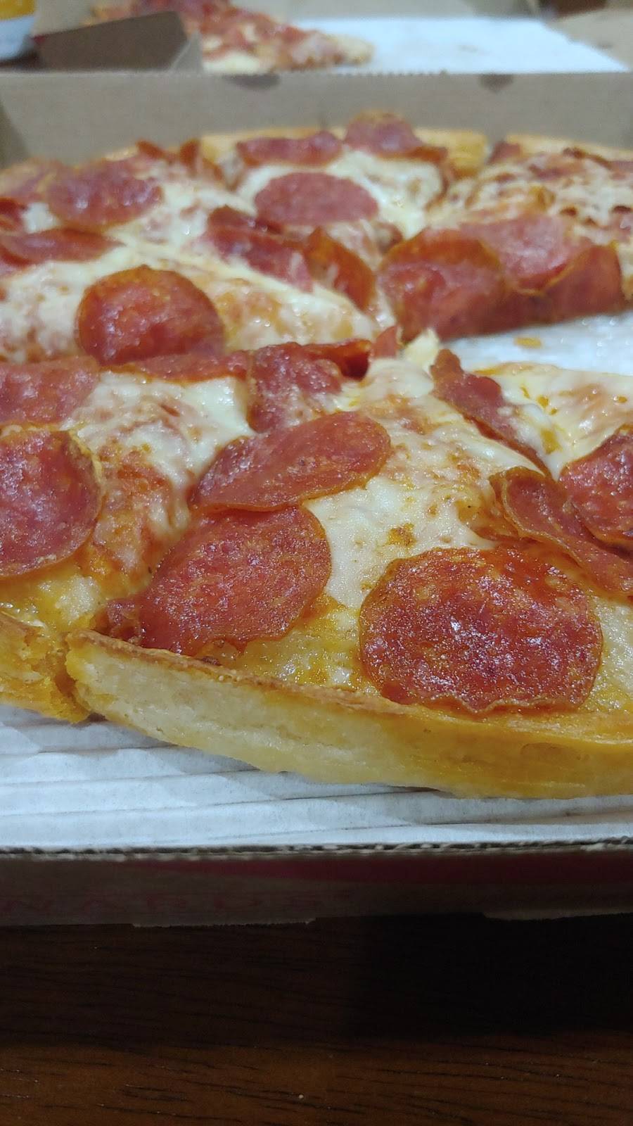 Pizza Hut | meal takeaway | 7960 S Broadway, Littleton, CO 80122, USA | 3037944100 OR +1 303-794-4100