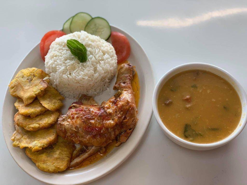 90 Miles from Cuba Authentic Cuban Restaurant | restaurant | 9938 Beach Blvd, Jacksonville, FL 32246, USA | 9043799281 OR +1 904-379-9281