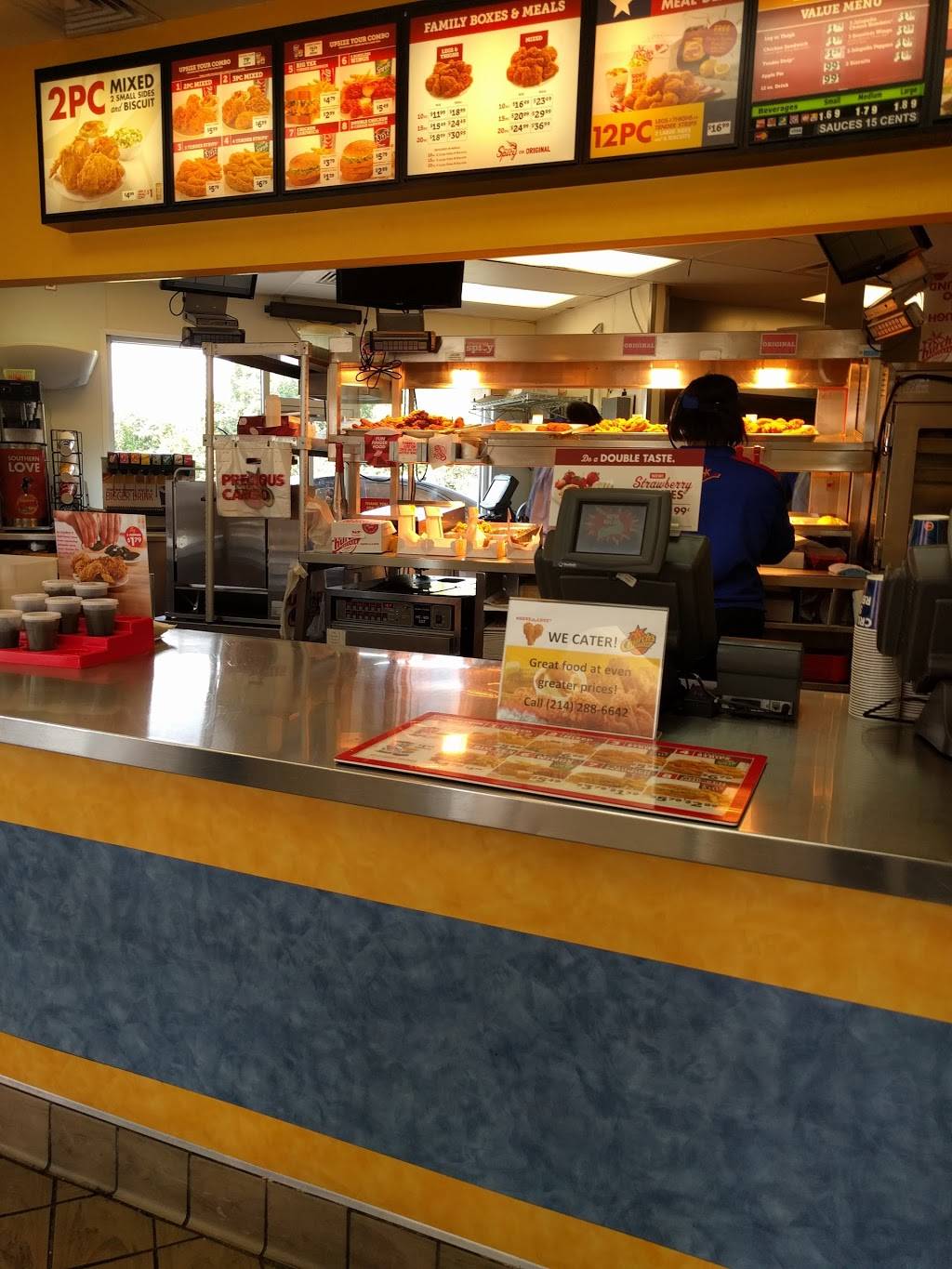 Churchs Chicken | restaurant | 2231 N Collins St, Arlington, TX 76011, USA | 8178615788 OR +1 817-861-5788