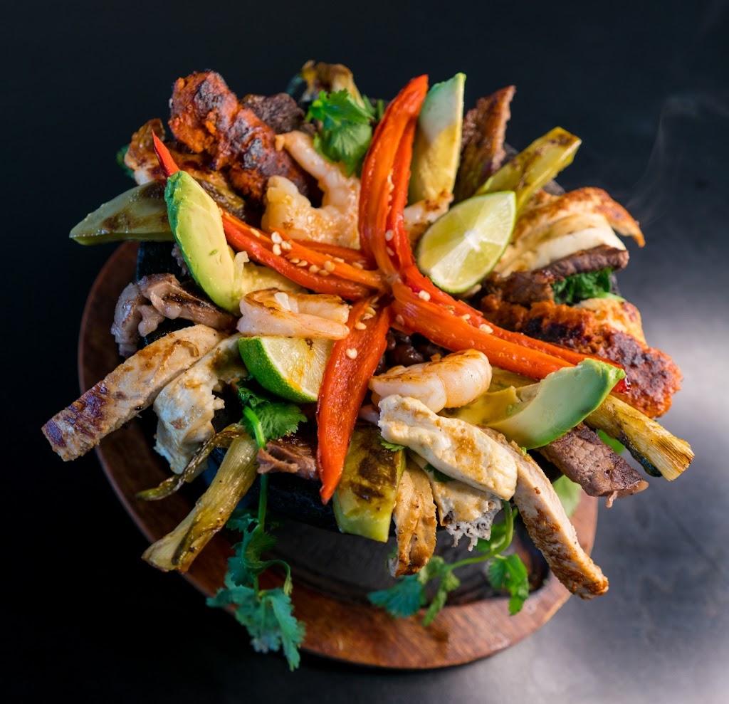 Amigo Mexican Restaurant | restaurant | 8510 Birchwood Ct, Johnston, IA 50131, USA | 5152765306 OR +1 515-276-5306