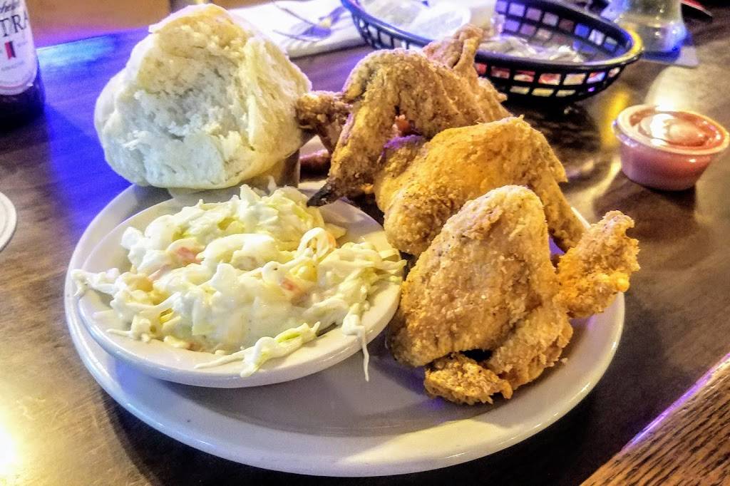 The Chicken House | restaurant | 7180 IN-111, Sellersburg, IN 47172, USA | 8122469485 OR +1 812-246-9485