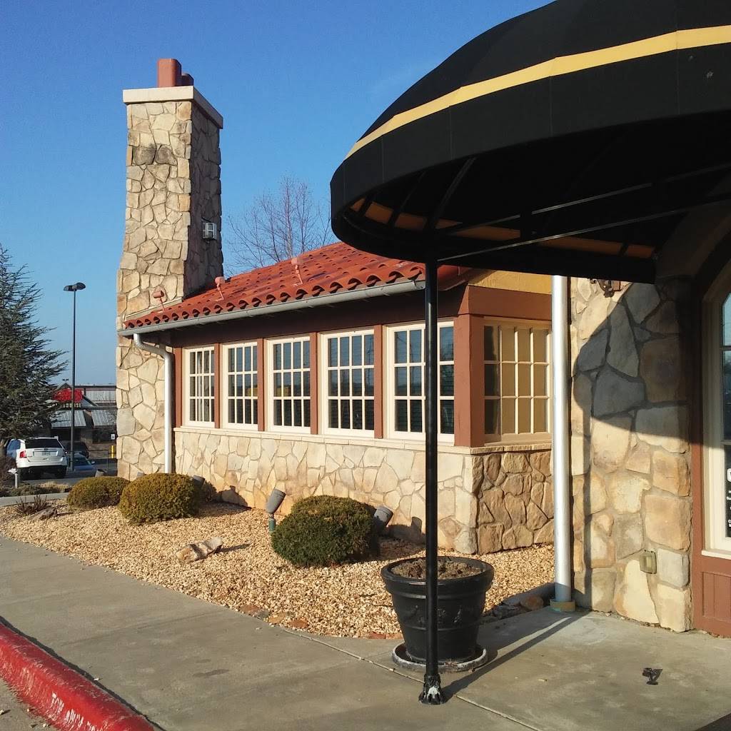 Johnny Carinos | restaurant | 137 N Rangeline Rd, Joplin, MO 64801, USA | 4172069090 OR +1 417-206-9090