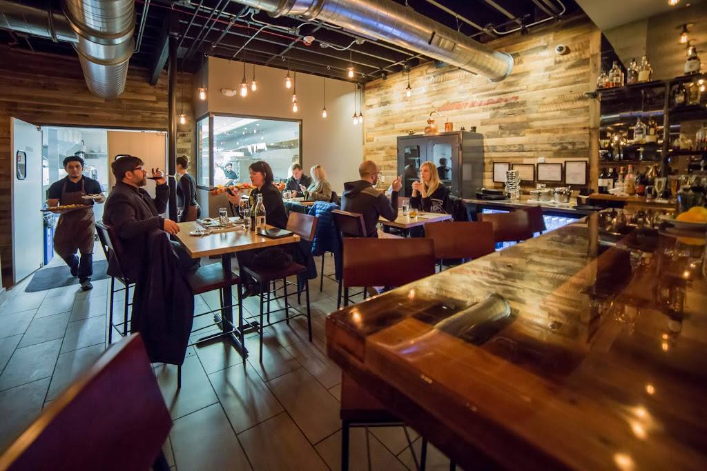 Fourteensixteen | restaurant | 14 Calendar Avenue, La Grange, IL 60525, USA | 7084697896 OR +1 708-469-7896