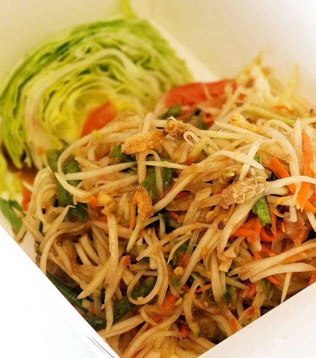 Pinas Thai Kitchen | restaurant | 3214 SE 50th Ave, Portland, OR 97206, USA | 9712581940 OR +1 971-258-1940